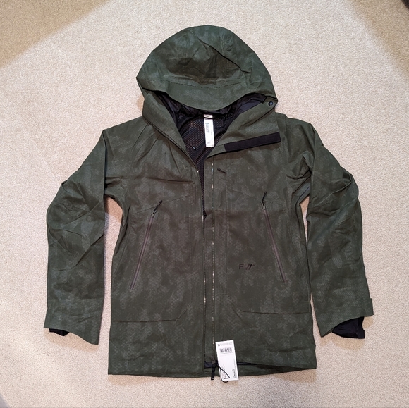 Brand New with tags- Ski/Snowboard jacket: men's small - Picture 4 of 8